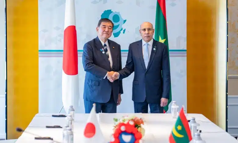 Rencontre-entre-le-President-Mohamed-Ould-Cheikh-El-Ghazouani-et-le-Premier-ministre-japonais-Shigeru-Ishiba-a-la-TICAD